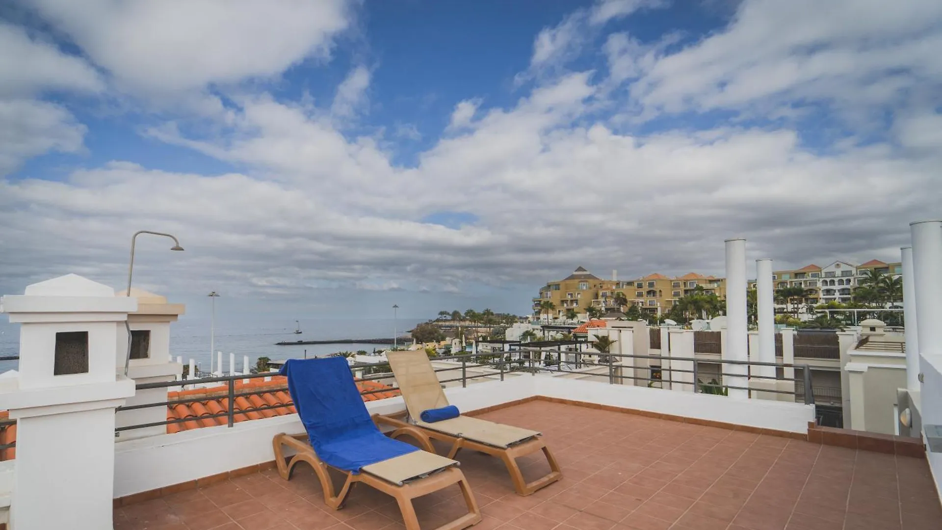 Apartment Los Olivos Beach Resort Costa Adeje  Spanien